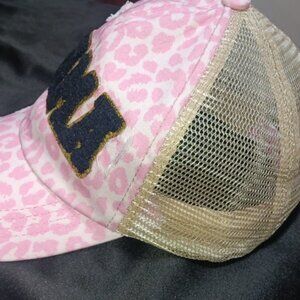 Mama Hat